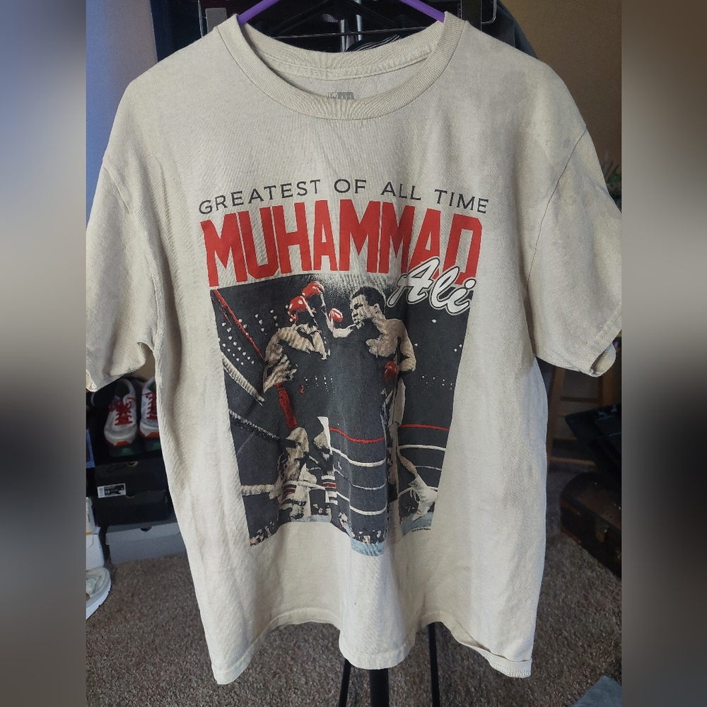 Muhammad Ali Graphic T-Shirt
